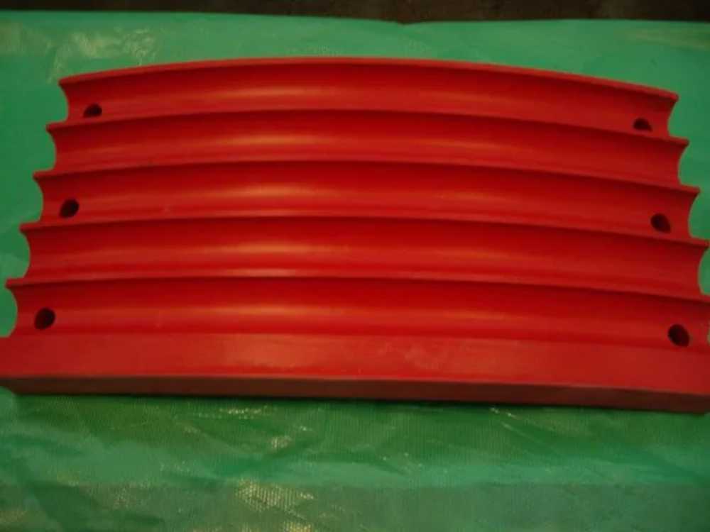 Cilindros cortados a la mitad de color rojo